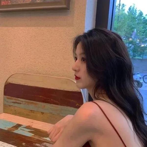 彩凤笙歌